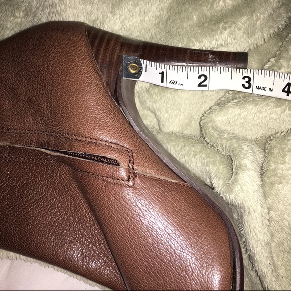 Ruffles OTK Boot - Picture 5 of 5